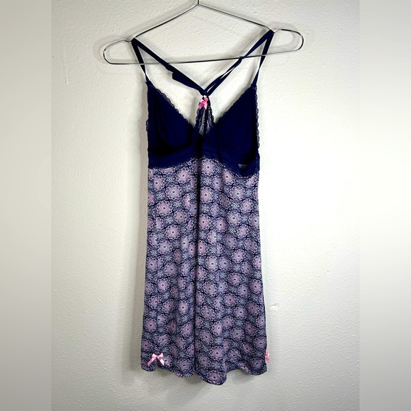 XOXO Lace & Print Slip Dress - Size Small - Picture 8 of 11